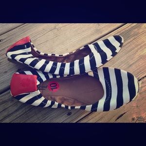 Lucky Brand canvas ballet flats